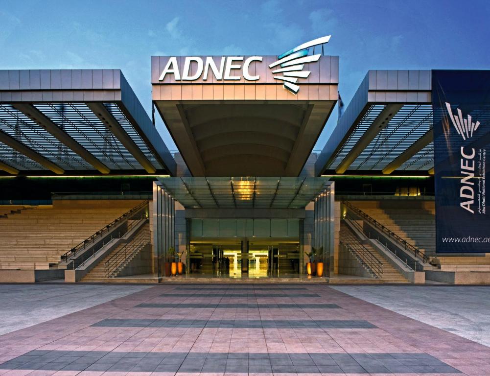 Pearl Rotana Capital Centre