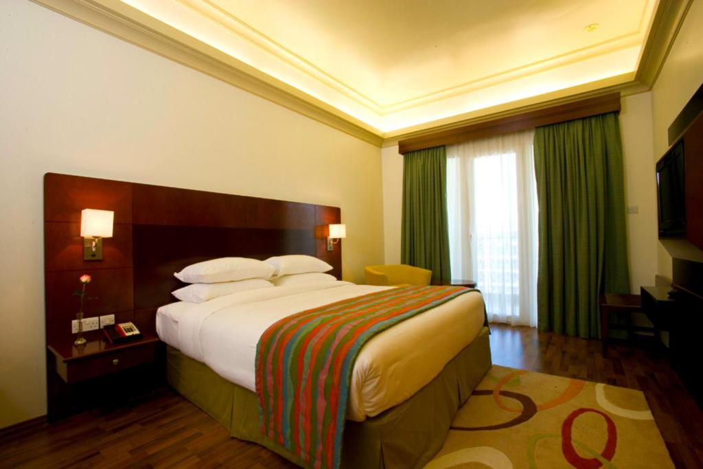 Coral Al Khoory Hotel Apartments