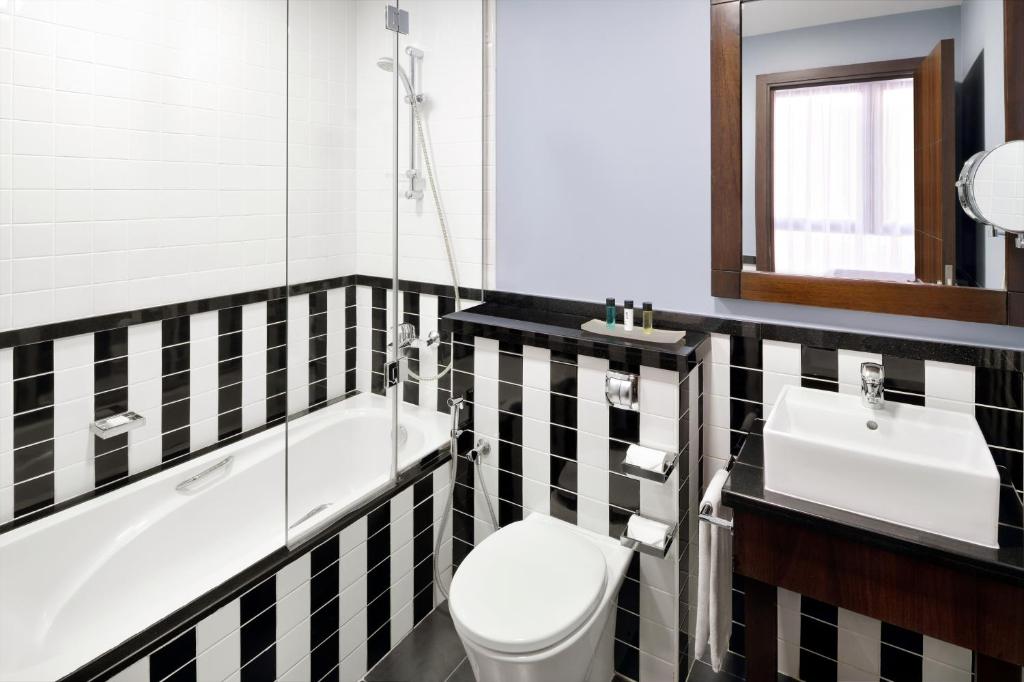 Movenpick Hotel Apartments Al Mamzar