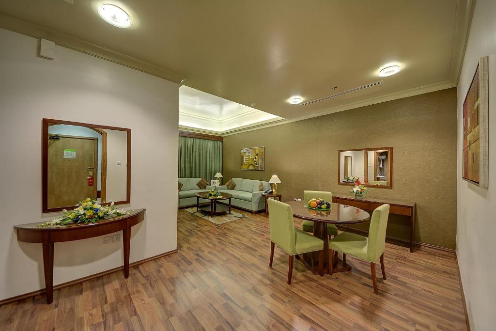 Coral Al Khoory Hotel Apartments