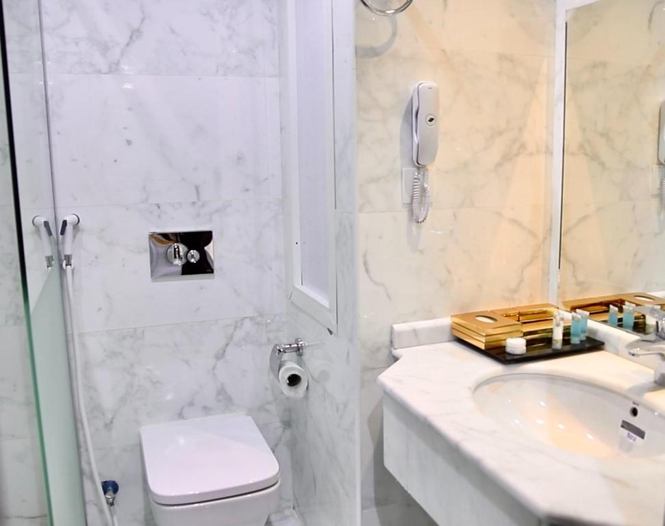 Al Fajr Al Badea Hotel