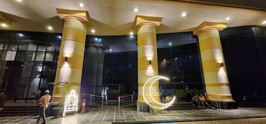 Al Fajr Al Badea Hotel