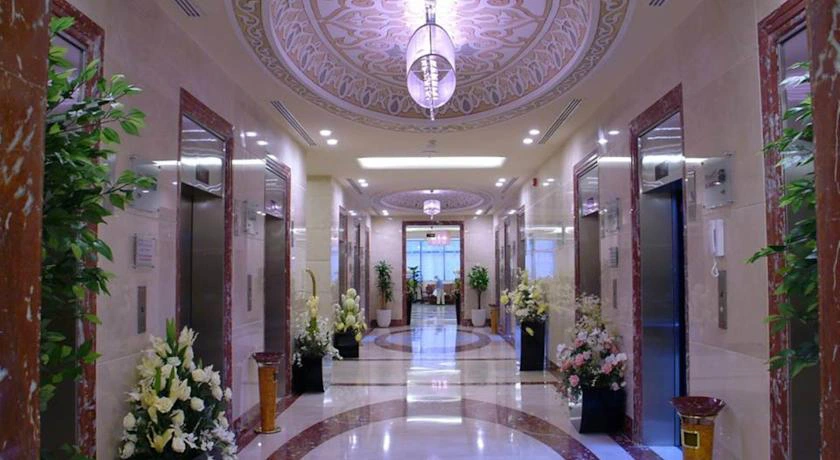 Al Safwah Royale Orchid Hotel