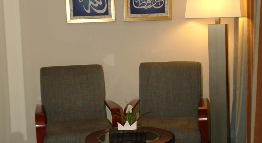 Al Safwah Royale Orchid Hotel
