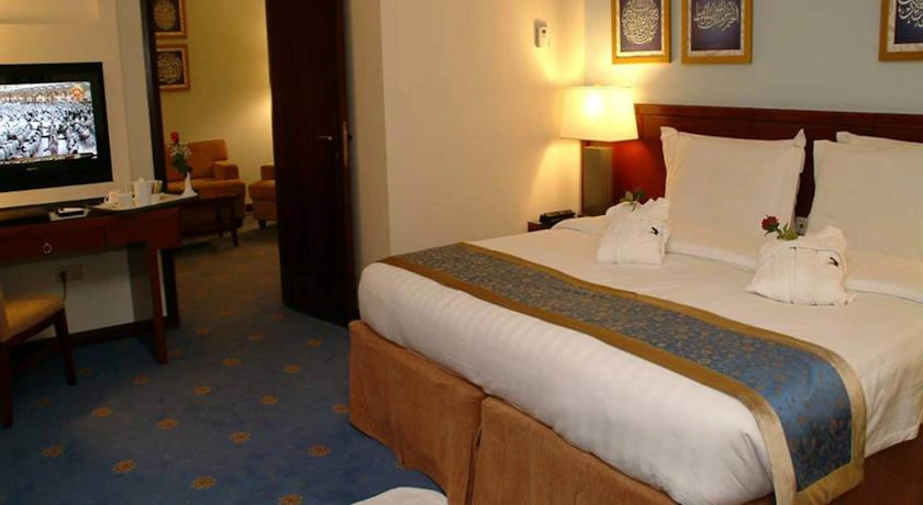 Al Safwah Royale Orchid Hotel