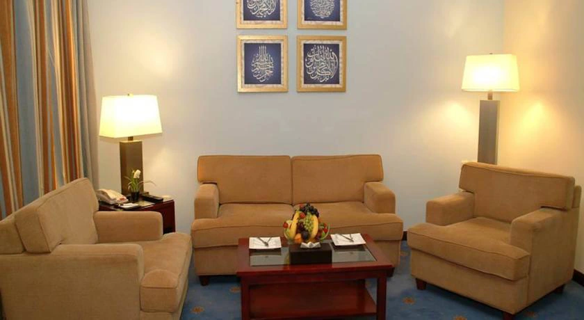 Al Safwah Royale Orchid Hotel