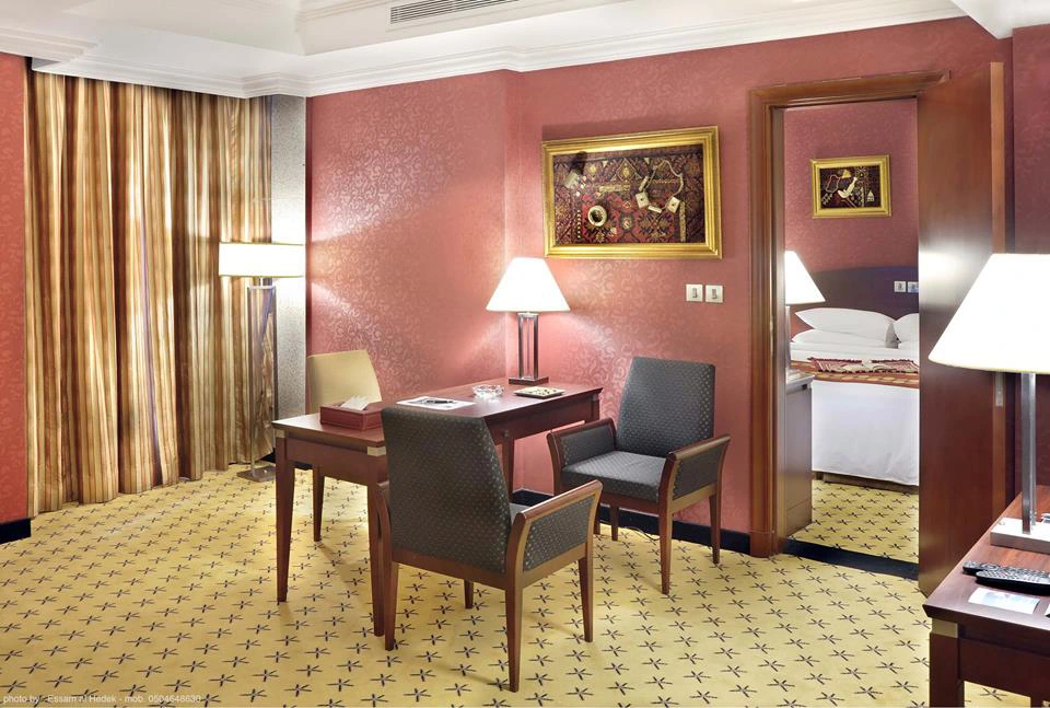 Leader Al Muna Kareem Hotel