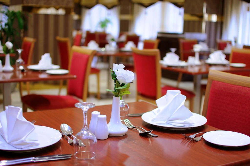 Zowar International Hotel